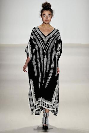 15 Blk:white caftan on Violet