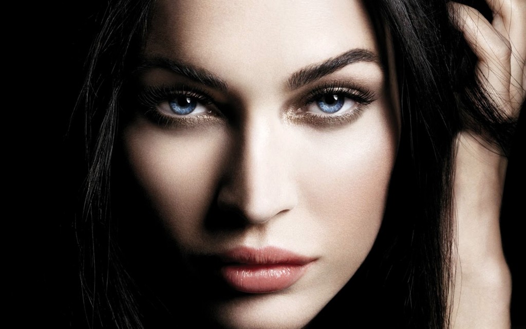 megan_fox_sexy_eyes_14179