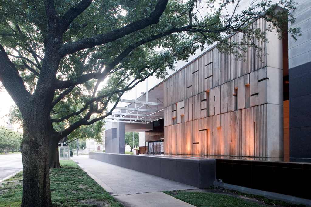 MFAH_Audrey Jones Beck Building exterior; Courtesy of the Museum of Fine Arts, Houston