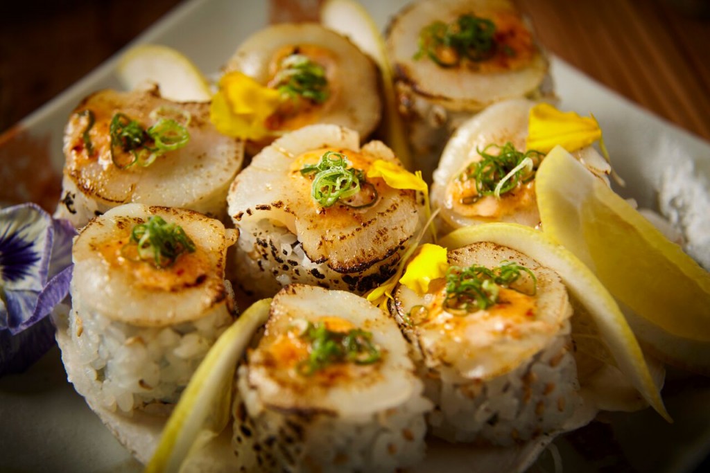 Dynamite Scallop Maki